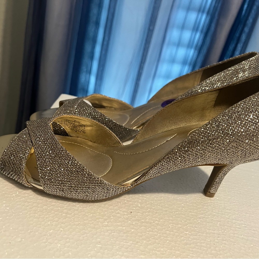 Brand new, Size 8.5